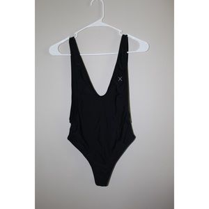 Boutine LA Manhattan Black Rio One Piece